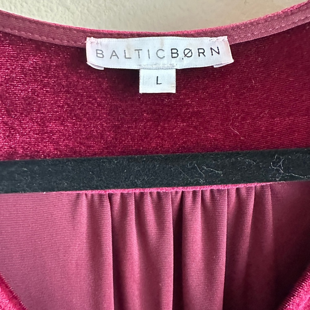 Baltic Born Sofia Velvet Long Sleeve Maxi Dress in Mulberry Burgundy Large - Picture 4 of 4